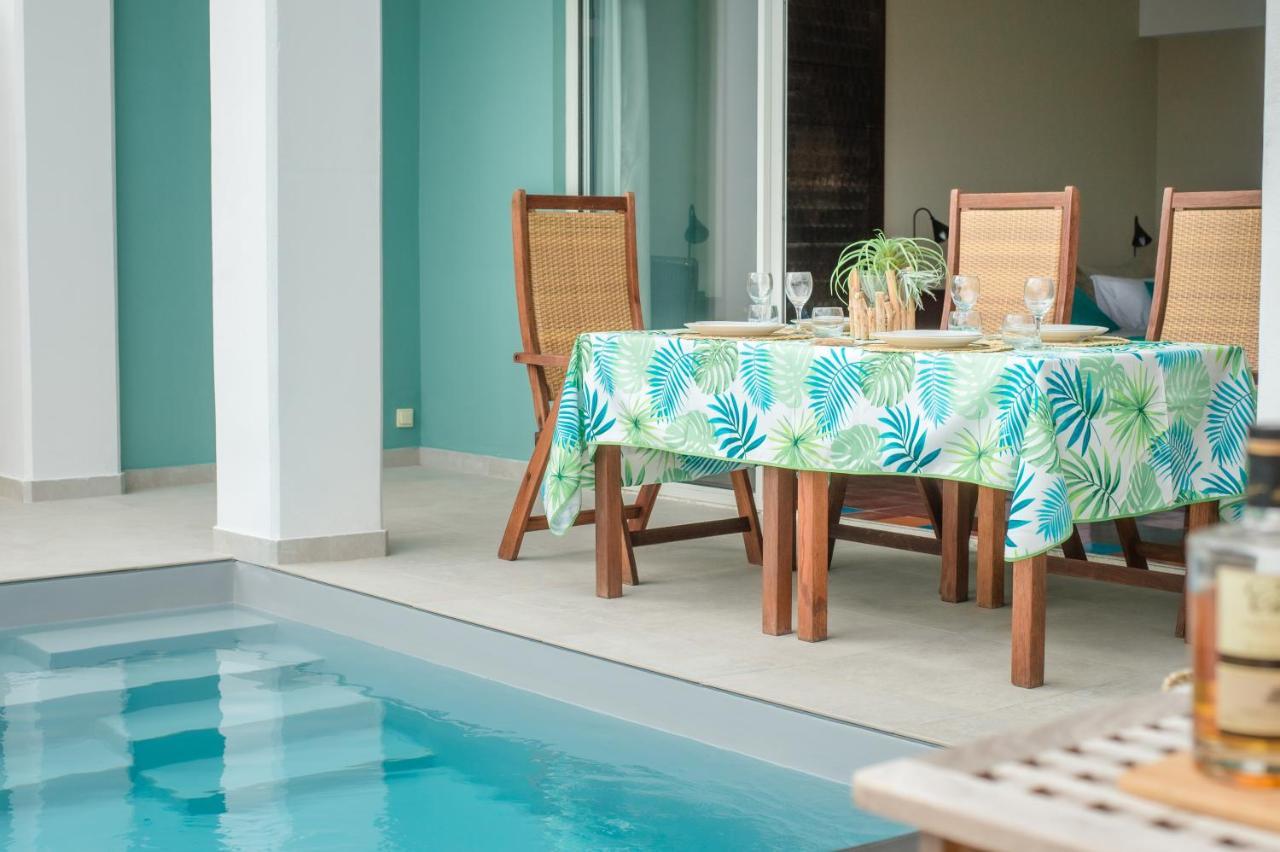 Suites Anagani Le Francois Exterior photo